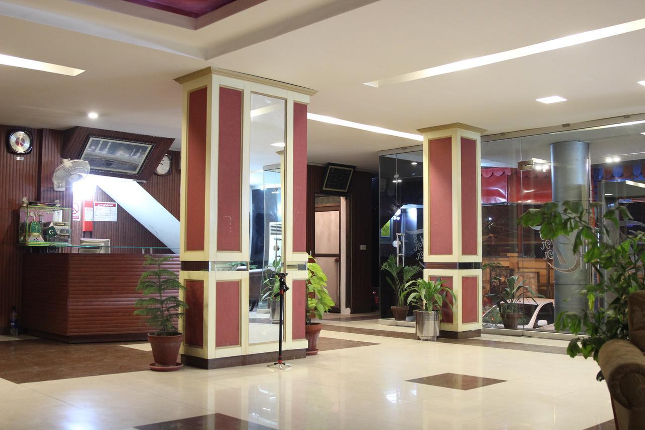 Tourist Inn Hotel Лахор Екстер'єр фото